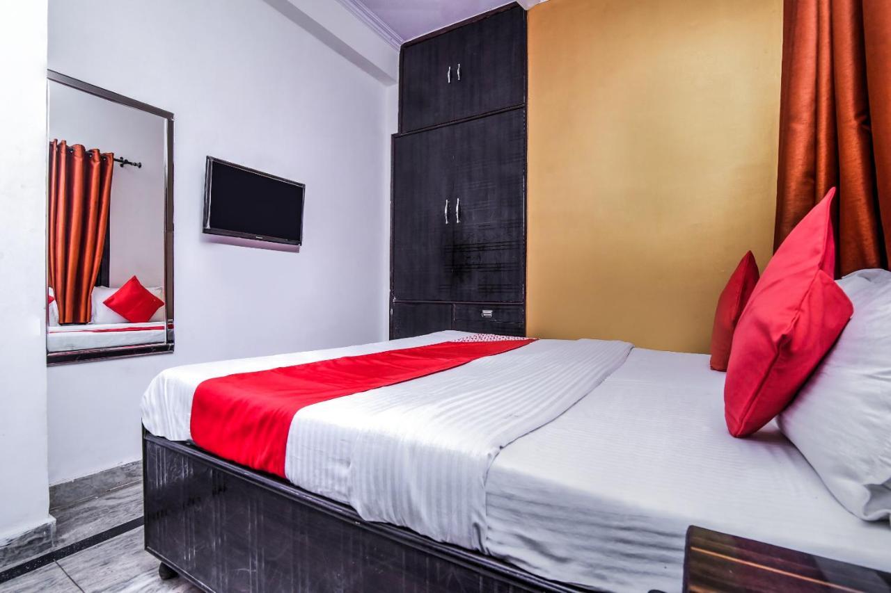 Oyo Nitin Palace Guest House Near Mohan Estate Metro Station New Delhi Exterior photo